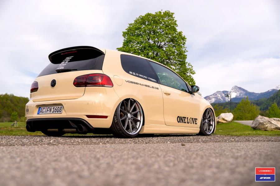  Volkswagen Golf GTi on Vossen Wheels (VWS-1) 2016 года  (фото 20 из 34)